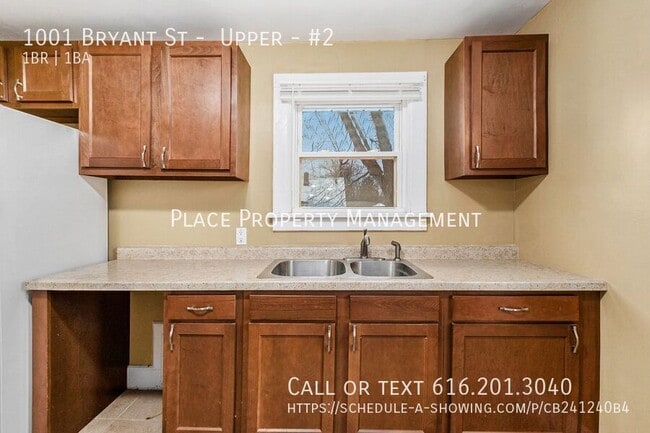 Building Photo - 1001 Bryant St