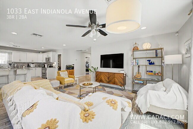 Building Photo - 1033 E Indianola Ave