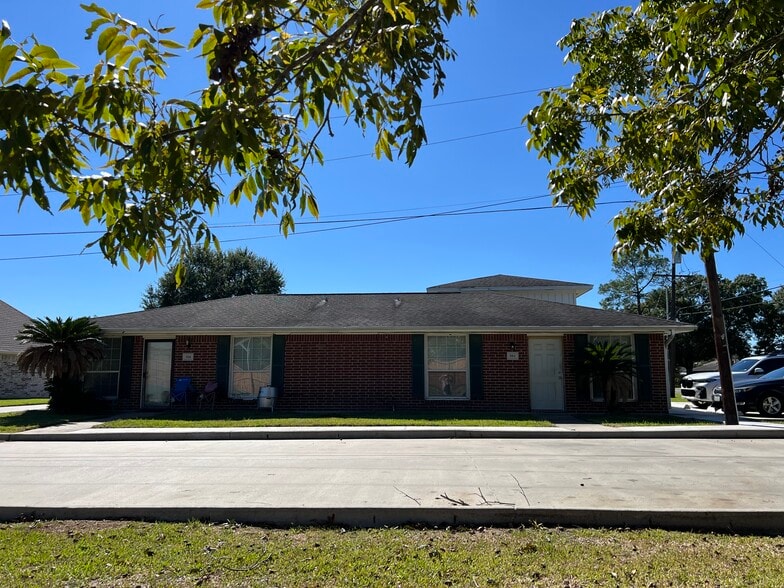 Primary Photo - 504 S 28th St