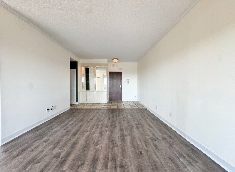 Building Photo - 2510 Grand Blvd