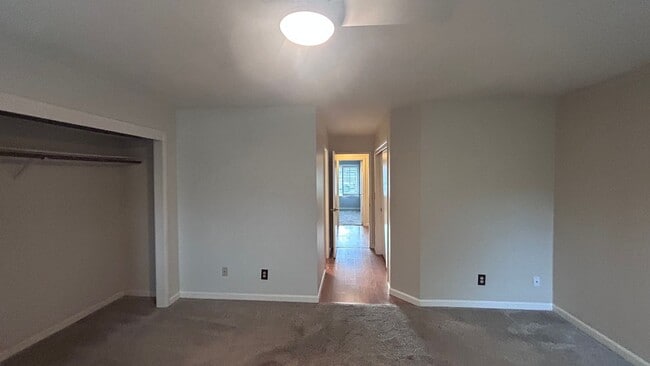 Building Photo - 4609 Wessex Ln