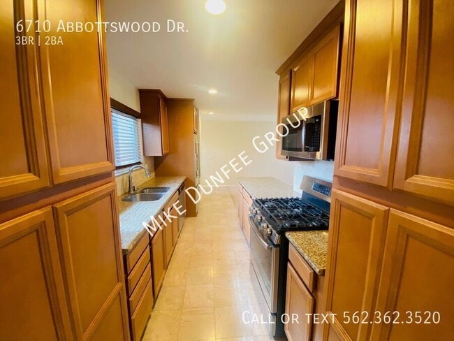Building Photo - 6710 Abbottswood Dr