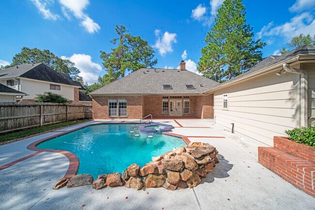Building Photo - 88 Tree Crest Cir