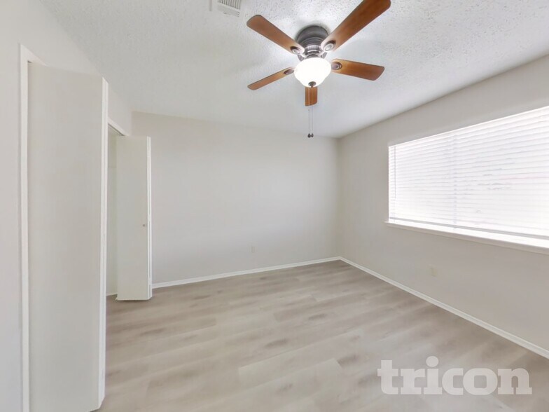 Building Photo - 11118 Nepau Dr