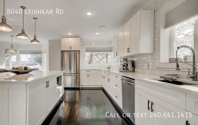 Building Photo - 8040 Leishear Rd