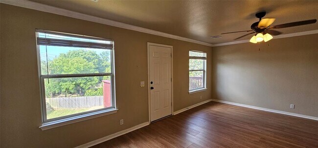 Building Photo - 11505 Emerald Falls Dr