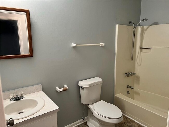 Building Photo - 2509 Mud Creek Rd