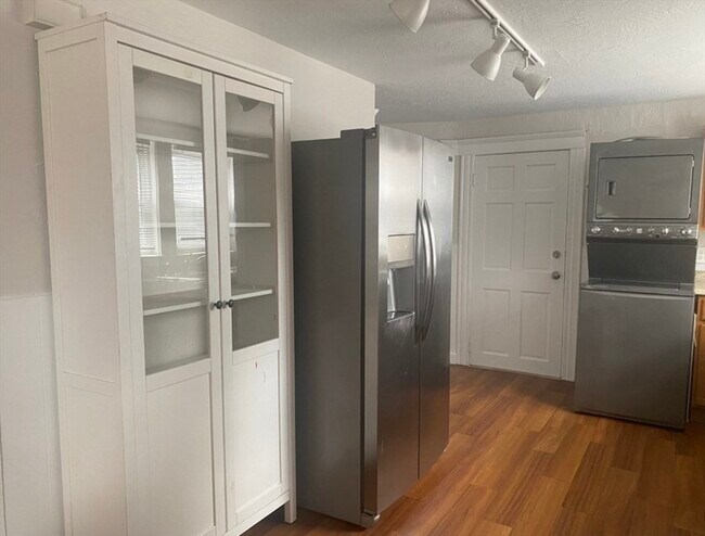 Building Photo - 13 Sculpin Way