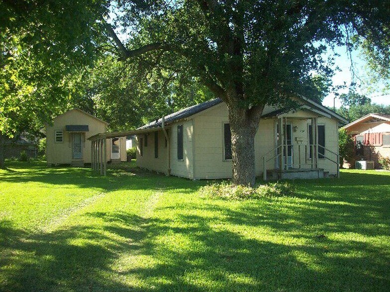 Primary Photo - 2610 10th St