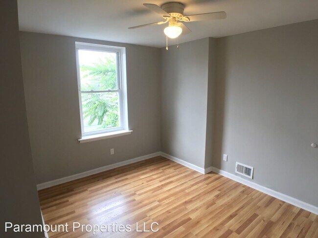 Building Photo - 3 br, 1 bath House - 5841 Montrose St