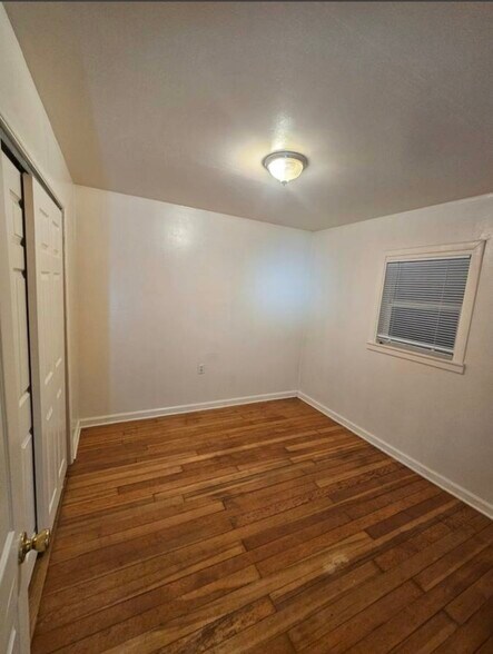 Building Photo - 3309 Albany Way
