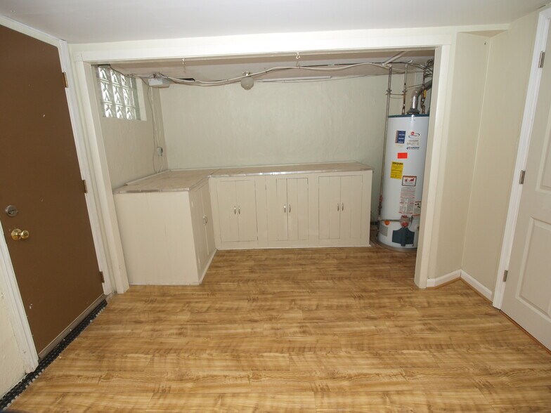 Laundry / Workroom - 3422 McShane Way