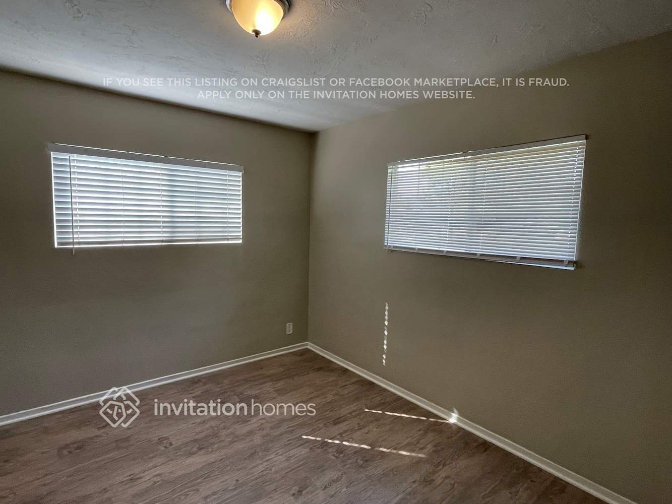 Building Photo - 19038 Cantlay St