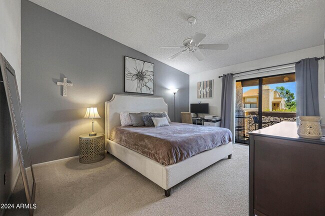 Building Photo - 7950 E Starlight Way