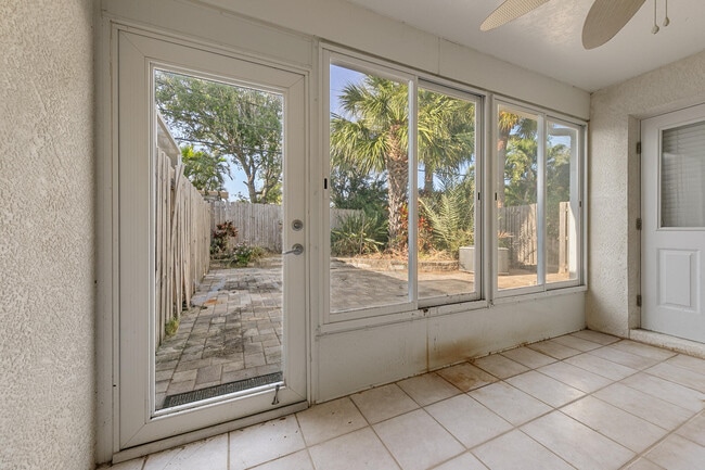 Building Photo - 277 Coastal Hill Dr