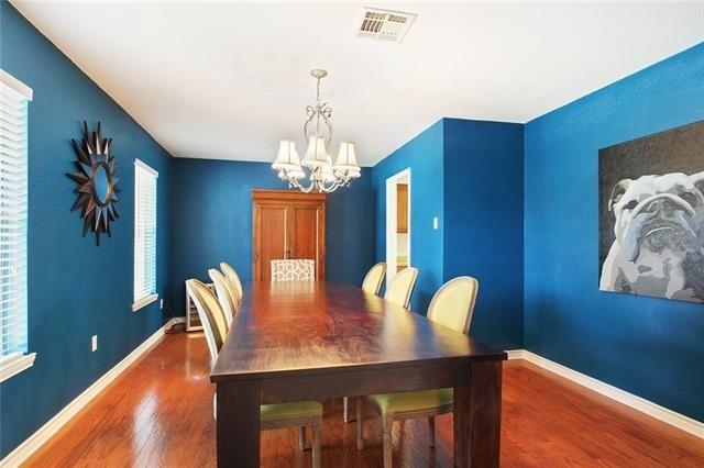 Building Photo - 2005 Satsuma Ave