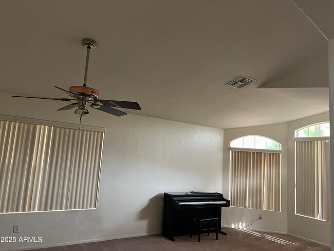 Building Photo - 7514 E Lompoc Ave