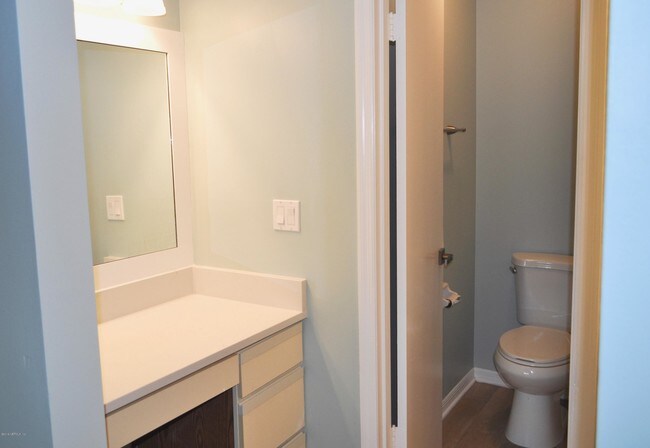 Building Photo - 2133 Sea Hawk Dr