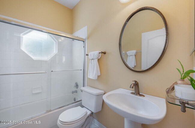Building Photo - 976 Wimbledon Dr
