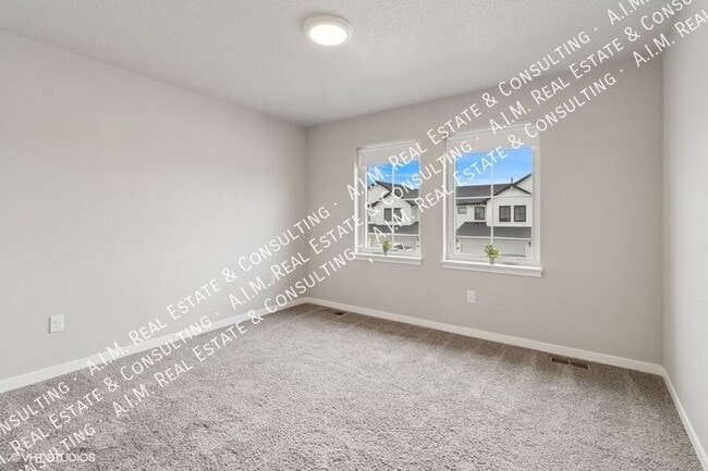 Building Photo - 1100 Edgeland St SW