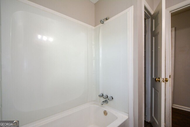 Building Photo - 2259 Nelms Dr SW