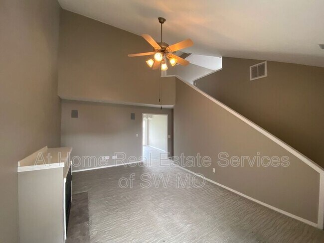 Building Photo - 4303 Jenni Ct