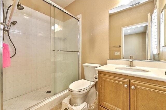 Building Photo - 524 S Petunia St