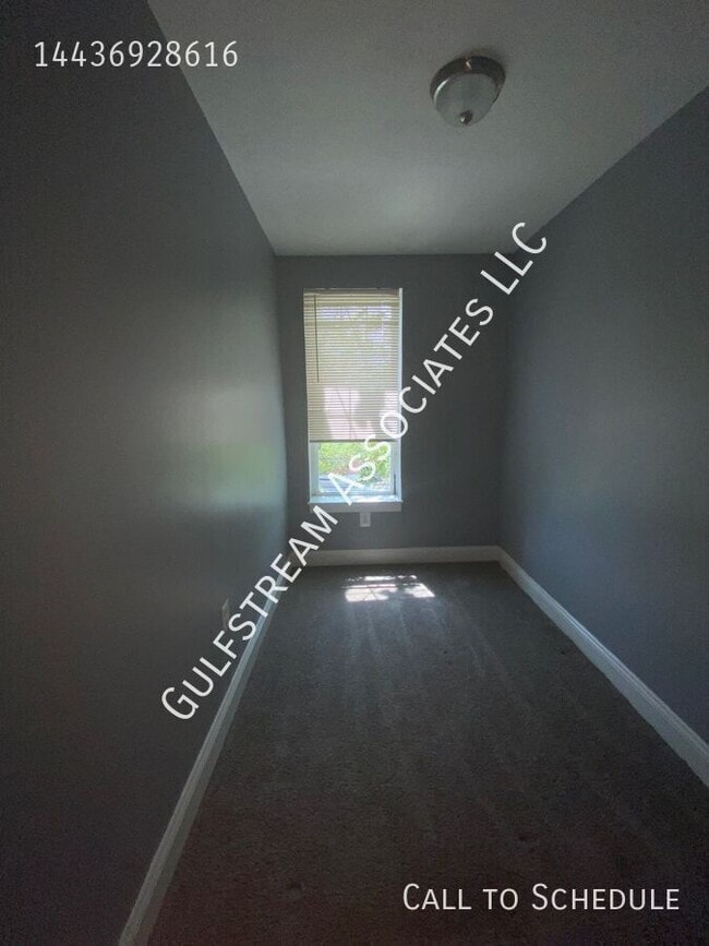 Building Photo - 2205 W Baltimore St