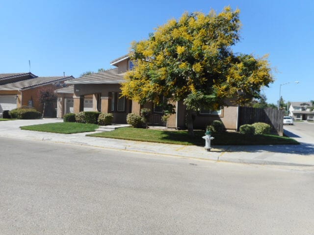 Building Photo - 2570 S Duke Ave