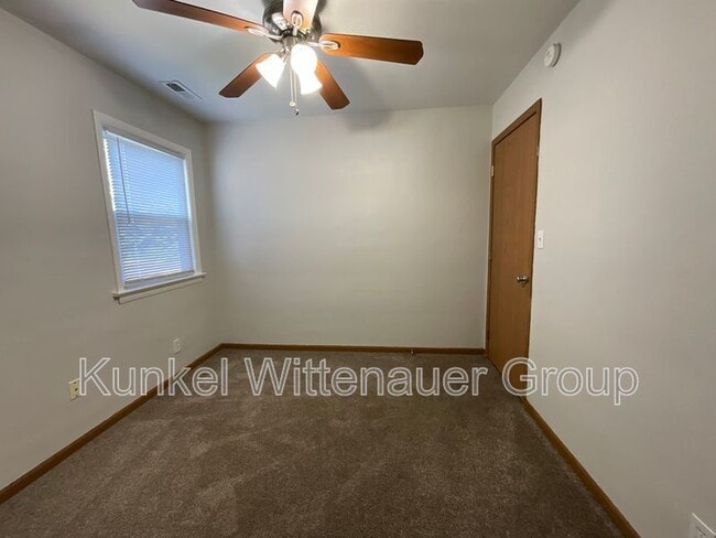 Building Photo - 1803 Jamestown Rd