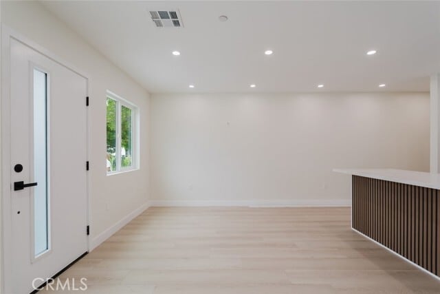 Building Photo - 5738 Beck Ave