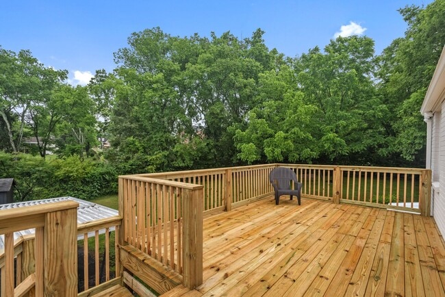 Building Photo - Beautifully Updated 4BR 2BA Home in Madiso...