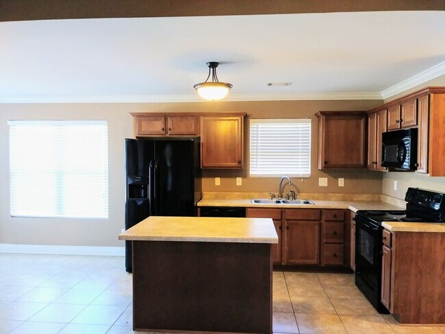 Building Photo - 6511 Ridgeview Ln in Park Lake Neighborhood