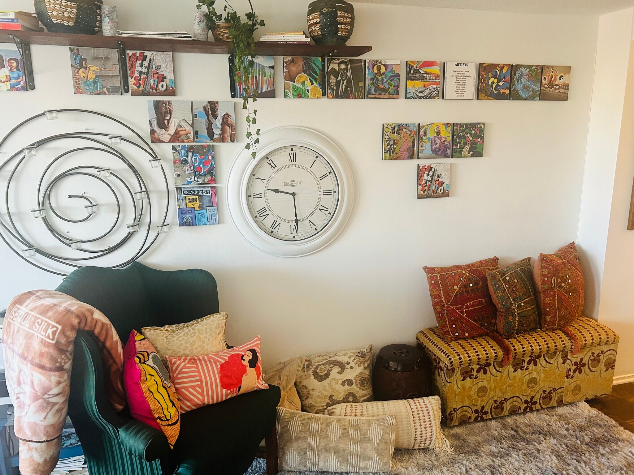 Living area - 1311 Delaware Ave SW