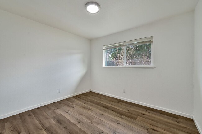 Building Photo - 2590 Cheryl Way