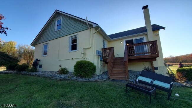 Building Photo - 269 Hazen Rd