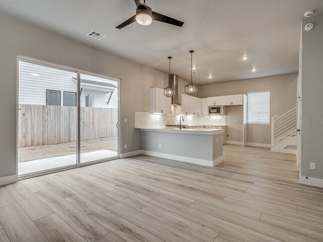 Building Photo - Beautiful New Construction Home in Edmond/Oklahoma City
