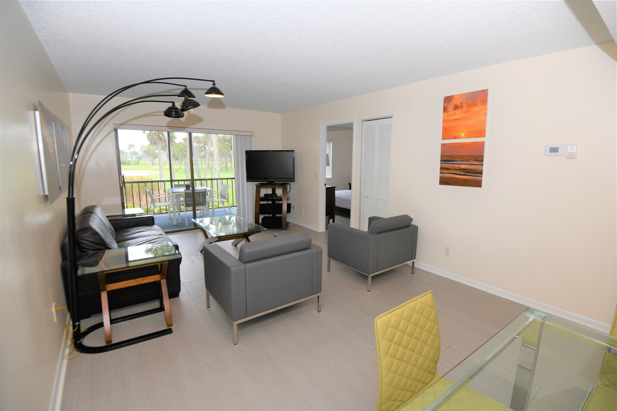 Building Photo - 5579 NE Gulfstream Way