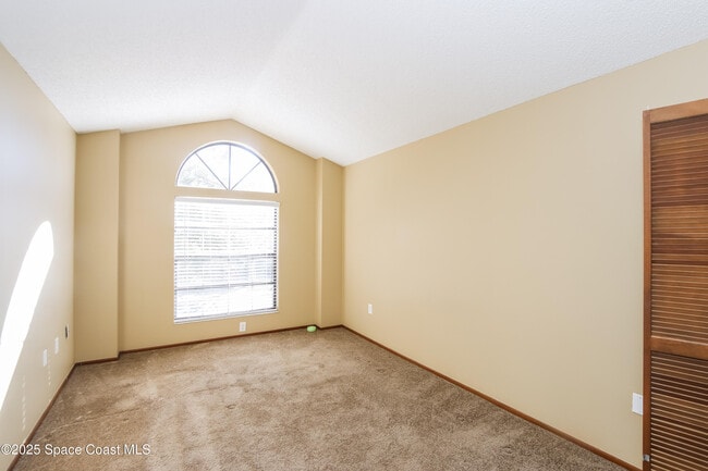 Building Photo - 1616 Clover Cir