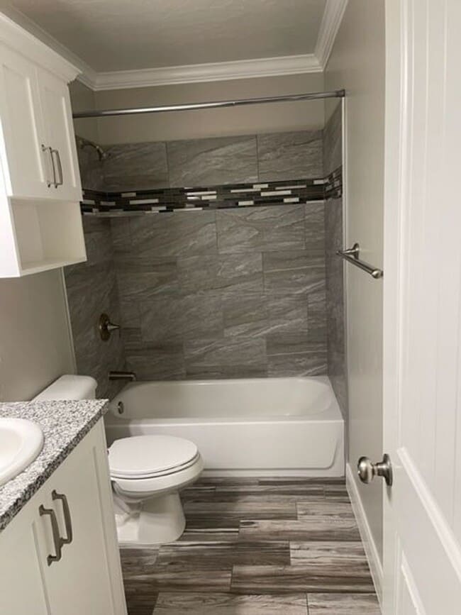 Building Photo - Charming 3-Bedroom Home Near Parks, Pool &...