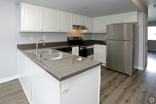 Interior Photo - Carefree Village Townhomes