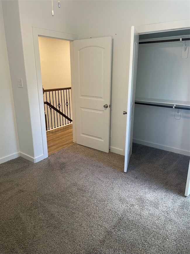 Building Photo - 5314 Longmeadow St