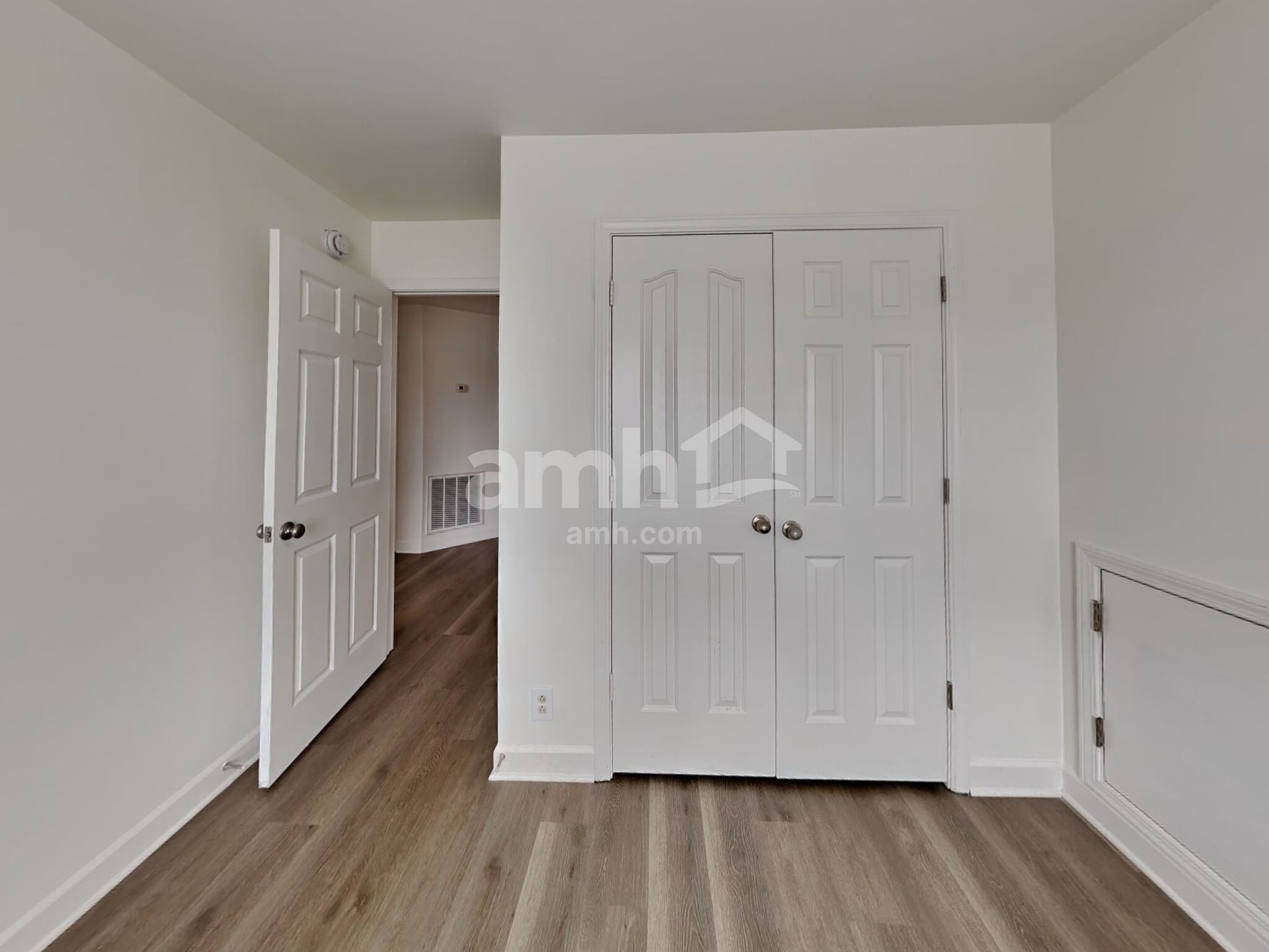 Building Photo - 3013 Community Cir
