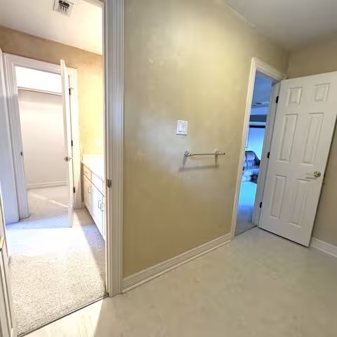 Building Photo - 3210 Jordan Dr