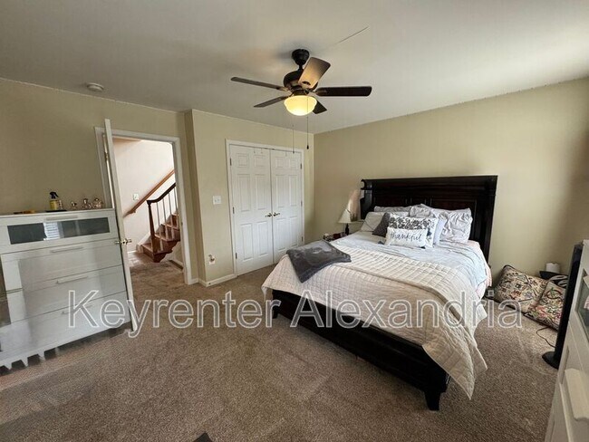 Building Photo - 6987 Forepond Ct