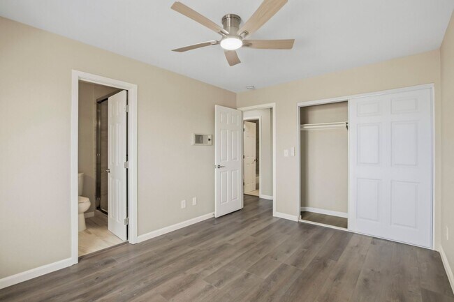 Building Photo - 621 D St