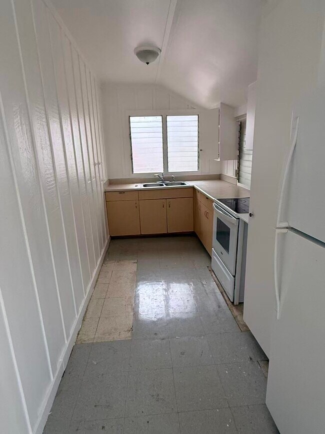 Building Photo - 1222 15th Ave