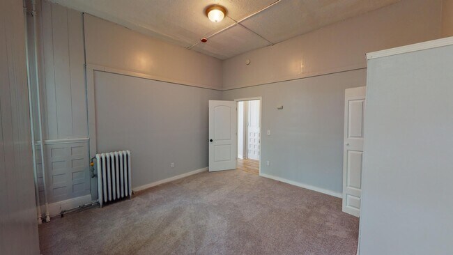 Building Photo - 2630 Stanton Ave
