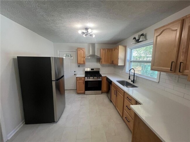 Building Photo - 125 Chappell Rd SW