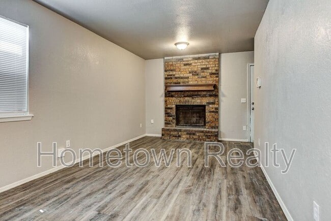 Building Photo - 310 NW 118th St
